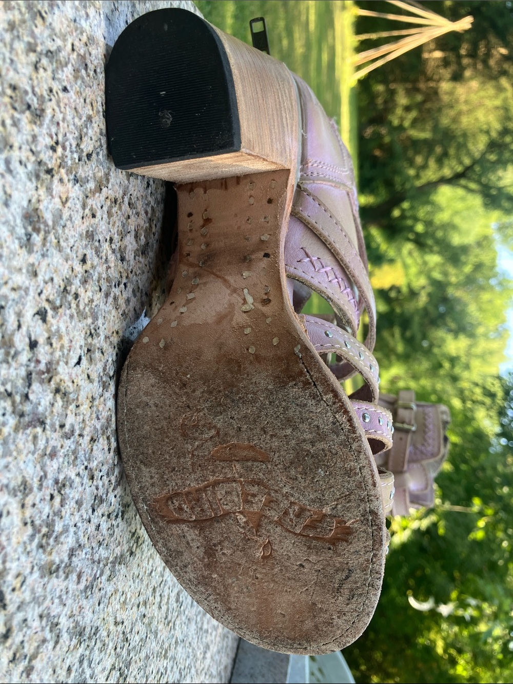FreeBird Connor Pink / Blush Studded Open-Toe Sandals 7 - Picture 14 of 14